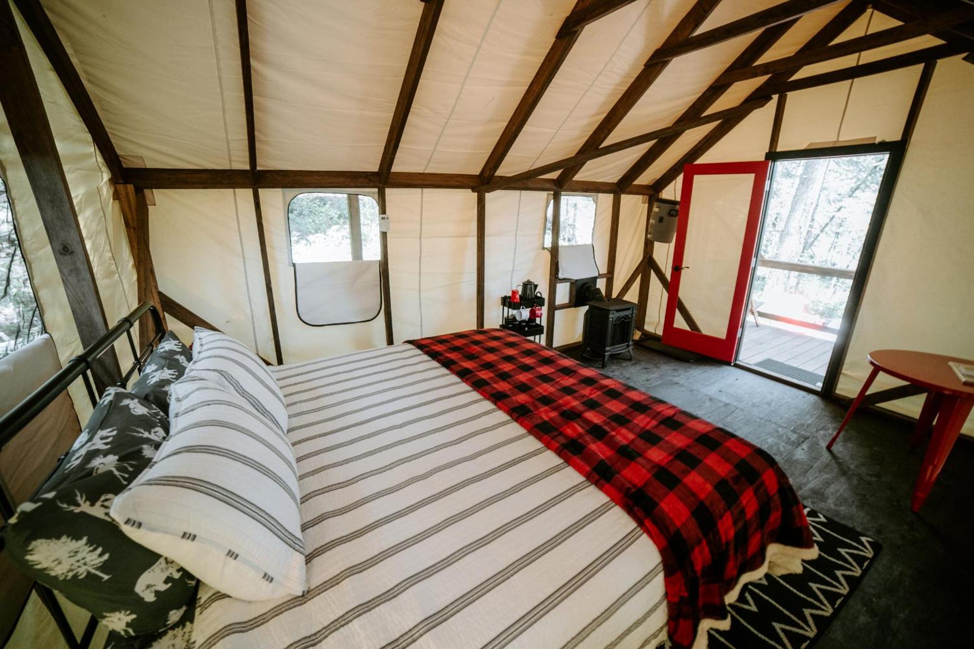 North Shore Camping Company Beaver Bay Exterior foto